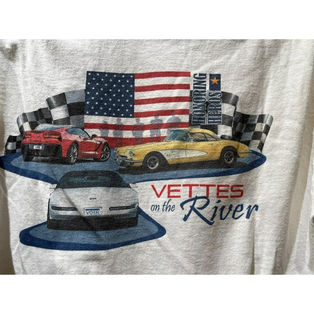2017 Car show shirt Chicago Vetts on the River Corvette T-Shirt Size L Large